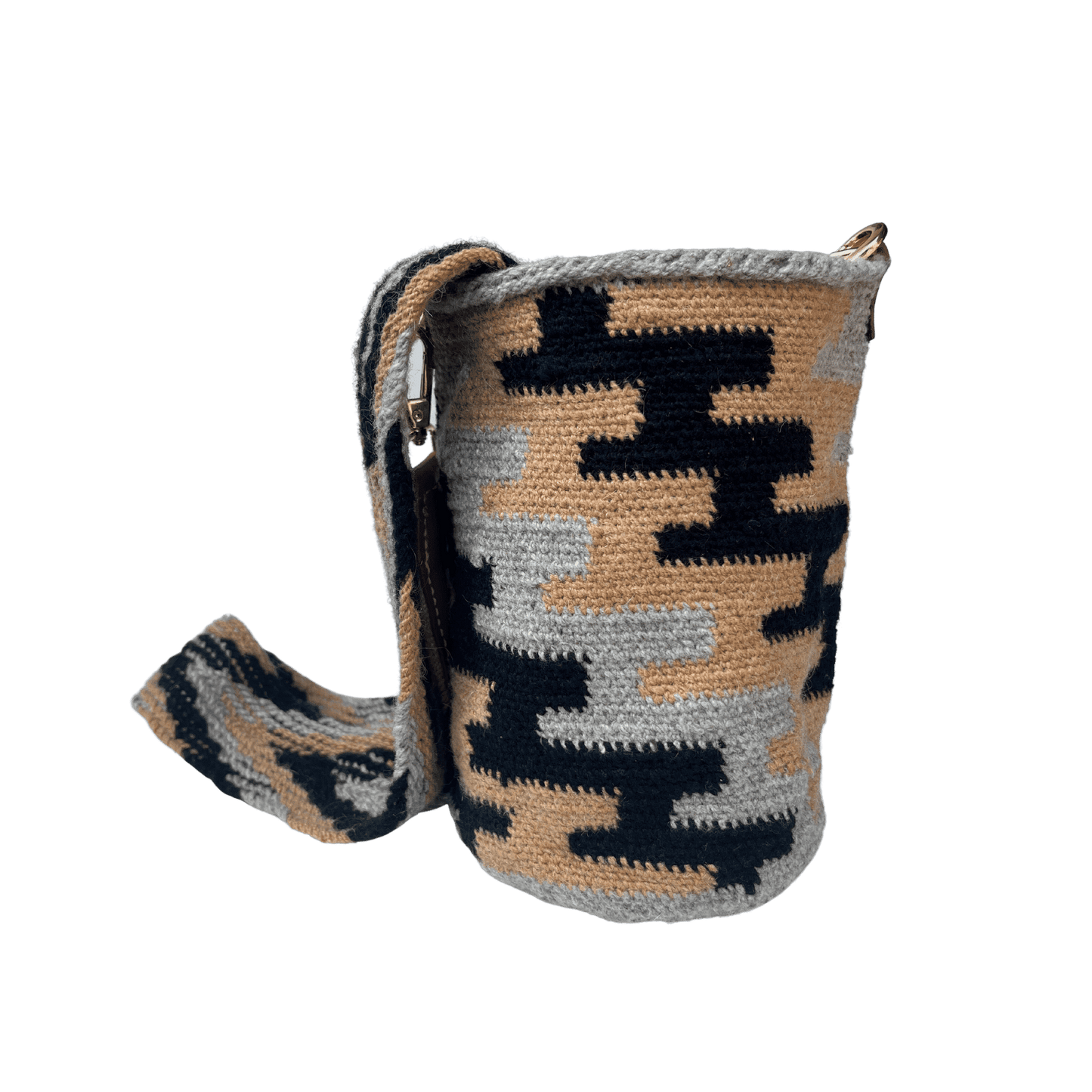 mochila artesanal arhuaca para mujer tamaño pequeño colores café claro, gris y negro